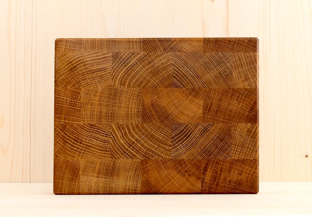 Z'Vieri Brettli aus Eiche Stirnholz