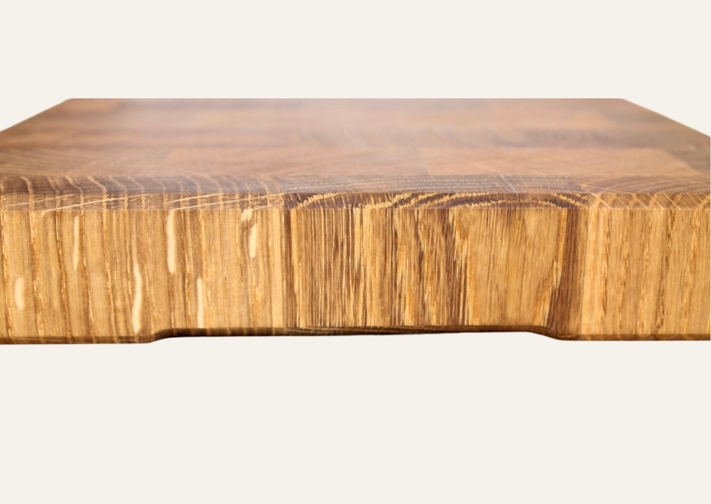 Stirnholzschneidebrett aus Schweizer Eiche