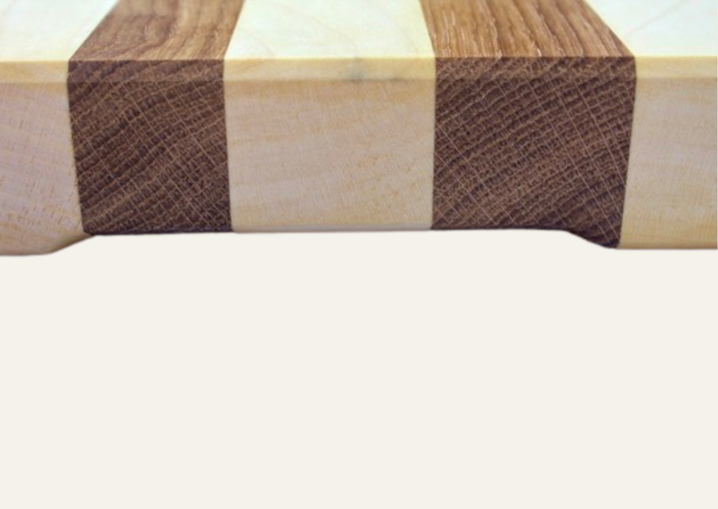 Schneidebrett aus Eiche und Ahorn