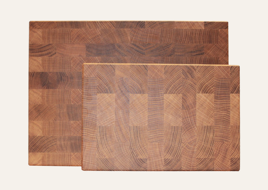 Stirnholzschneidebrett aus Schweizer Eiche