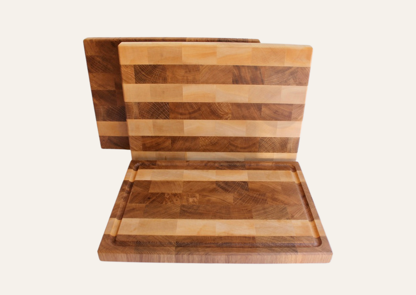 Stirnholzschneidebrett aus Schweizer Eiche und Ahorn 3cm dick