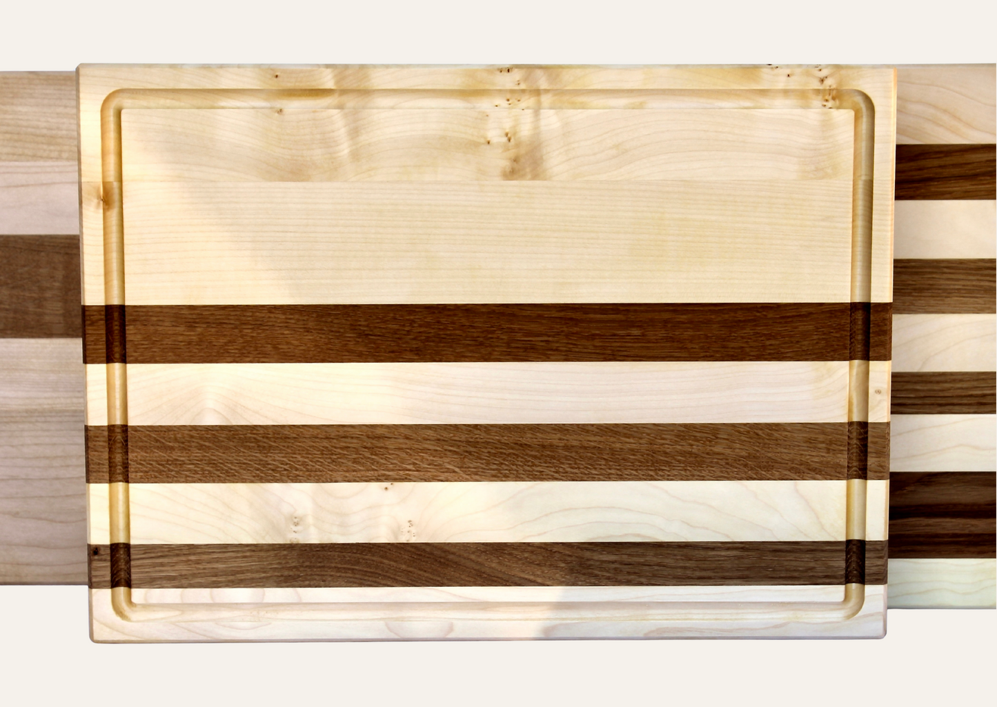 Schneidebrett aus Eiche und Ahorn