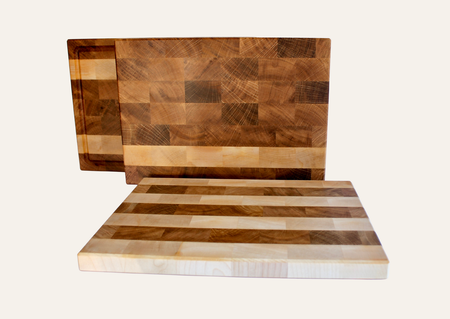 Stirnholzschneidebrett aus Schweizer Eiche und Ahorn 3cm dick
